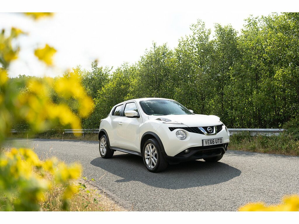 Nissan Juke Dig-t N-connecta White #4