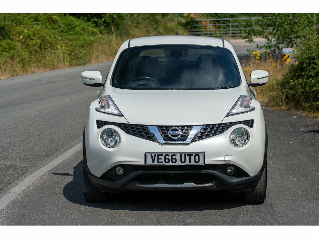 Nissan Juke Dig-t N-connecta White #2