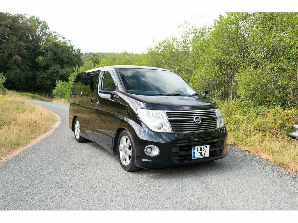 Nissan Elgrand   #29