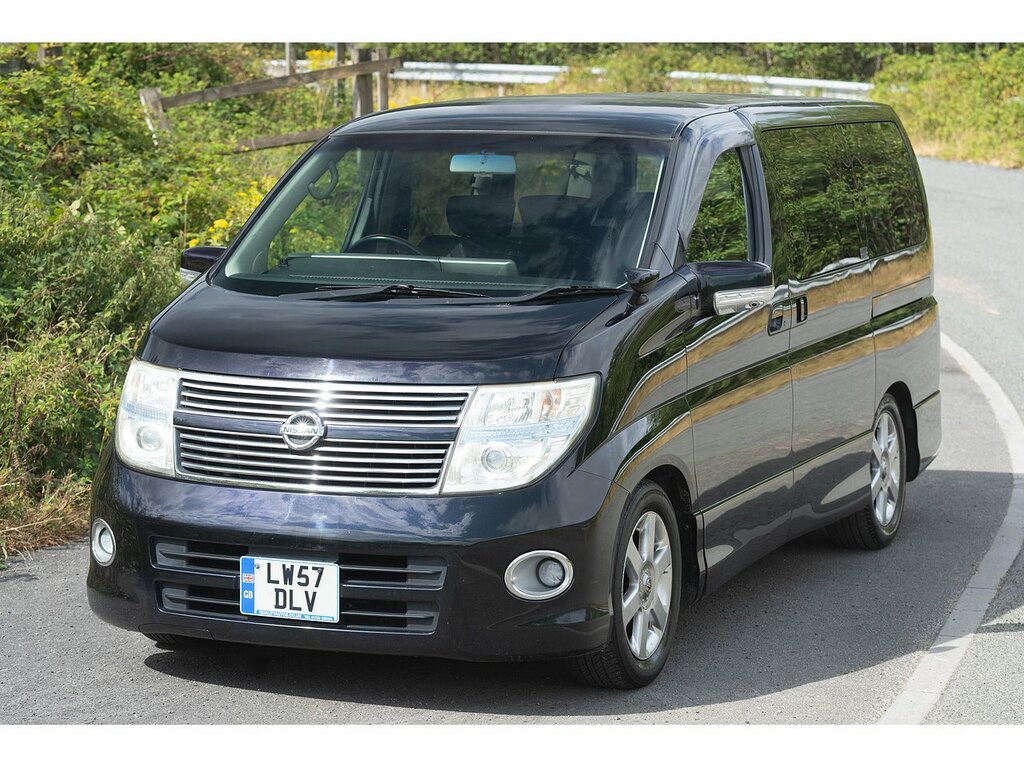 Nissan Elgrand   #36