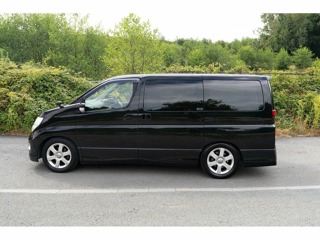 Nissan Elgrand   #34