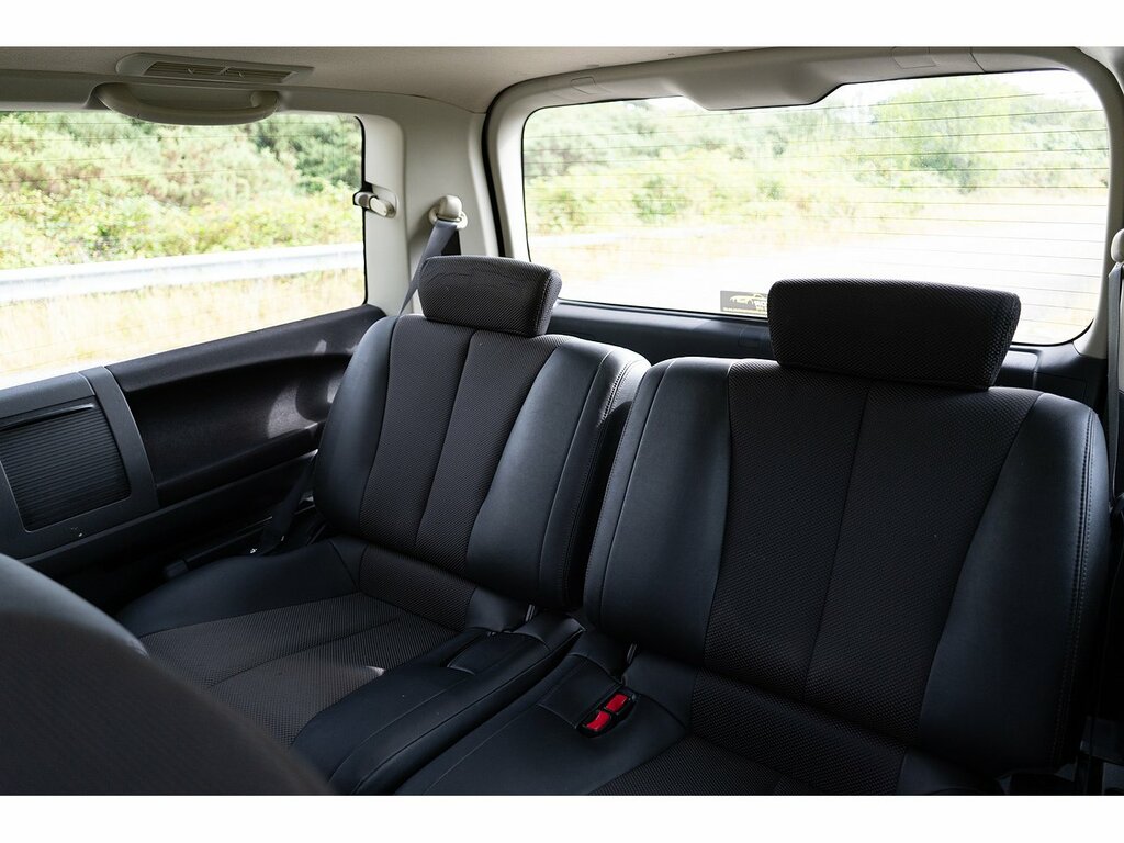 Nissan Elgrand   #11