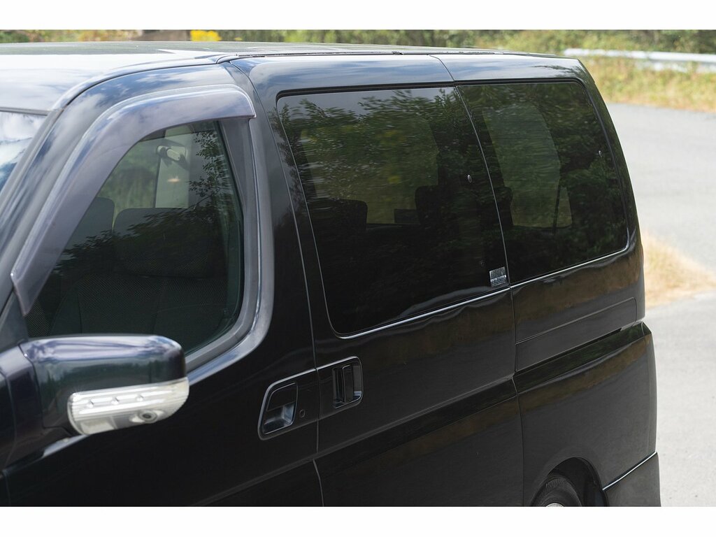 Nissan Elgrand   #37