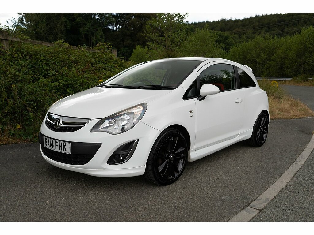 Vauxhall Corsa Sri White