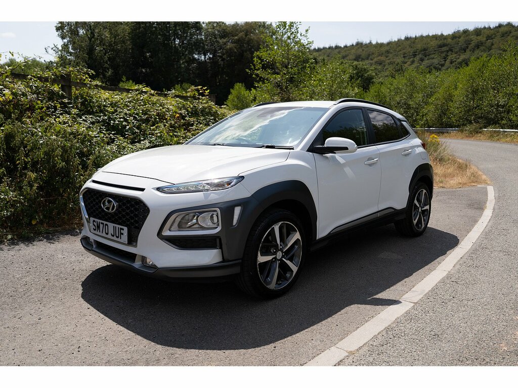 Hyundai Kona T-gdi Premium White