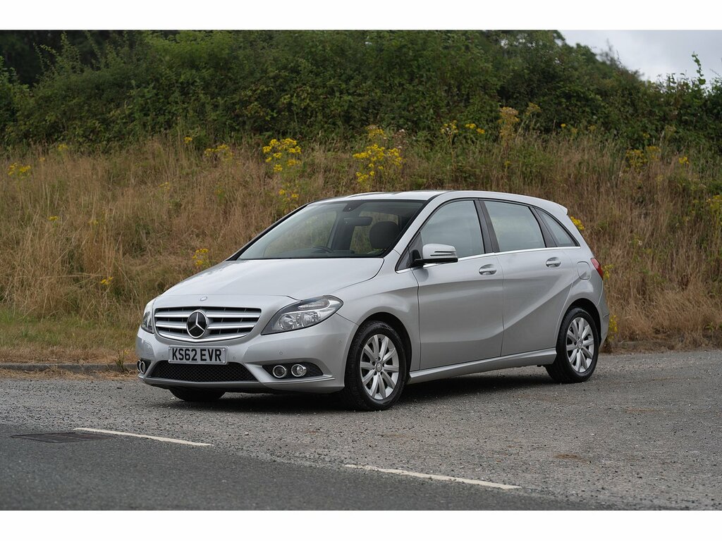 Mercedes-Benz B Class B180 Cdi Blueefficiency Sport U2319 Black #17