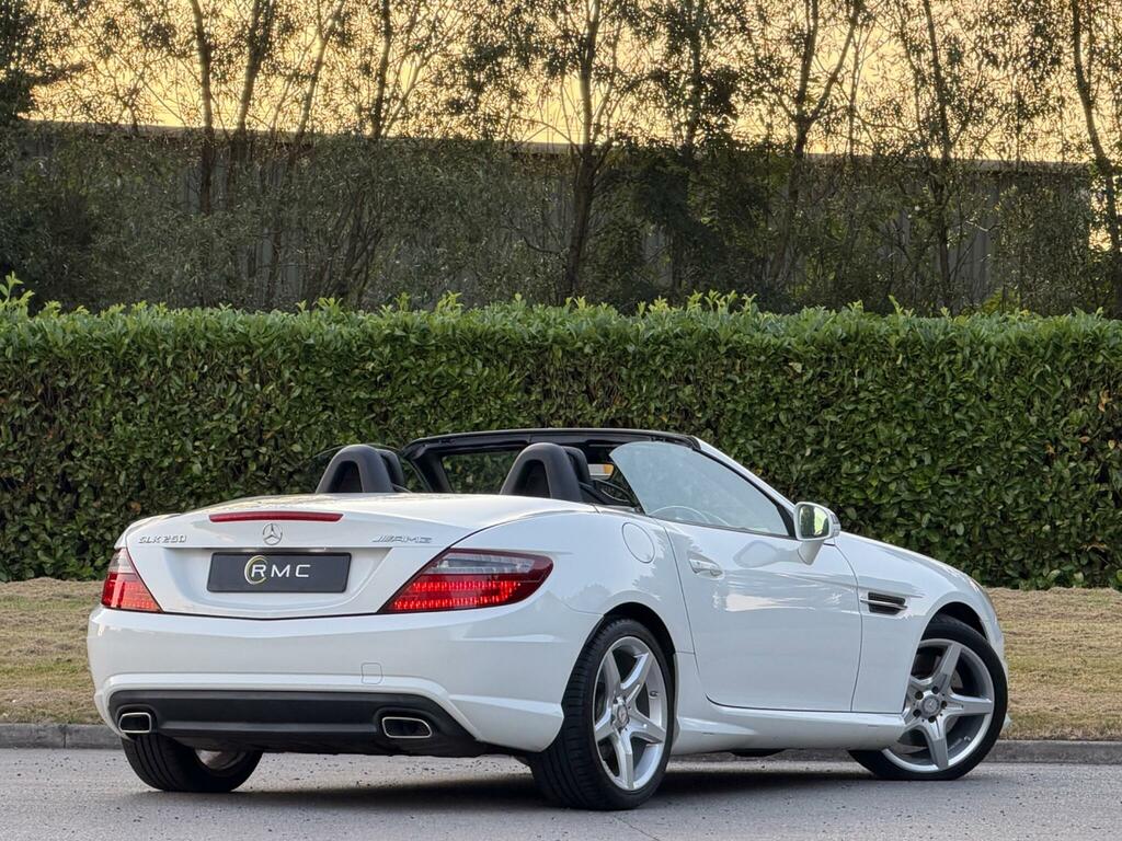 Mercedes-Benz SLK Amg Sport White #3