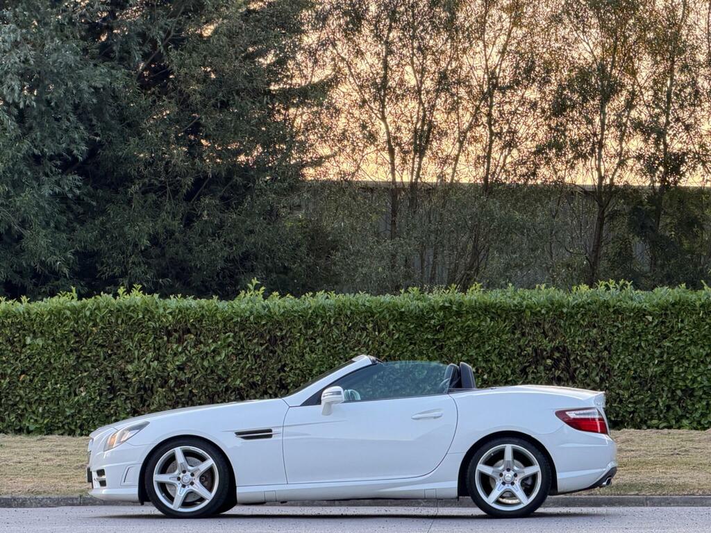 Mercedes-Benz SLK Amg Sport White #4