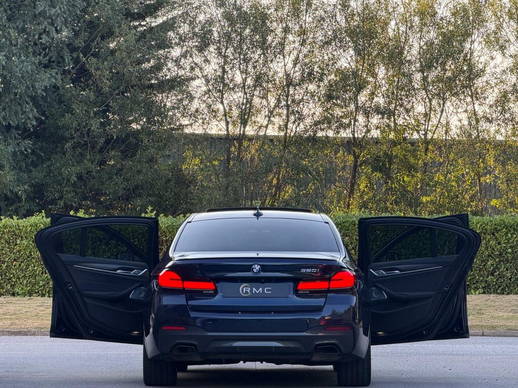 BMW 5 Series Se Blue #10