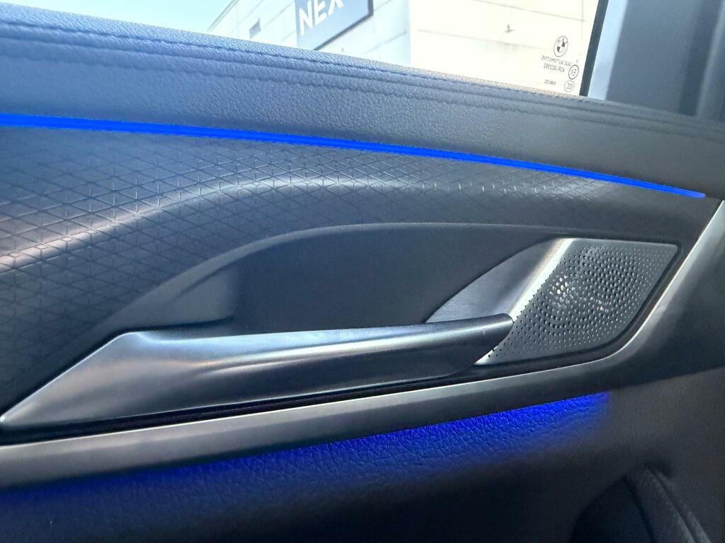 BMW 5 Series Se Blue #36
