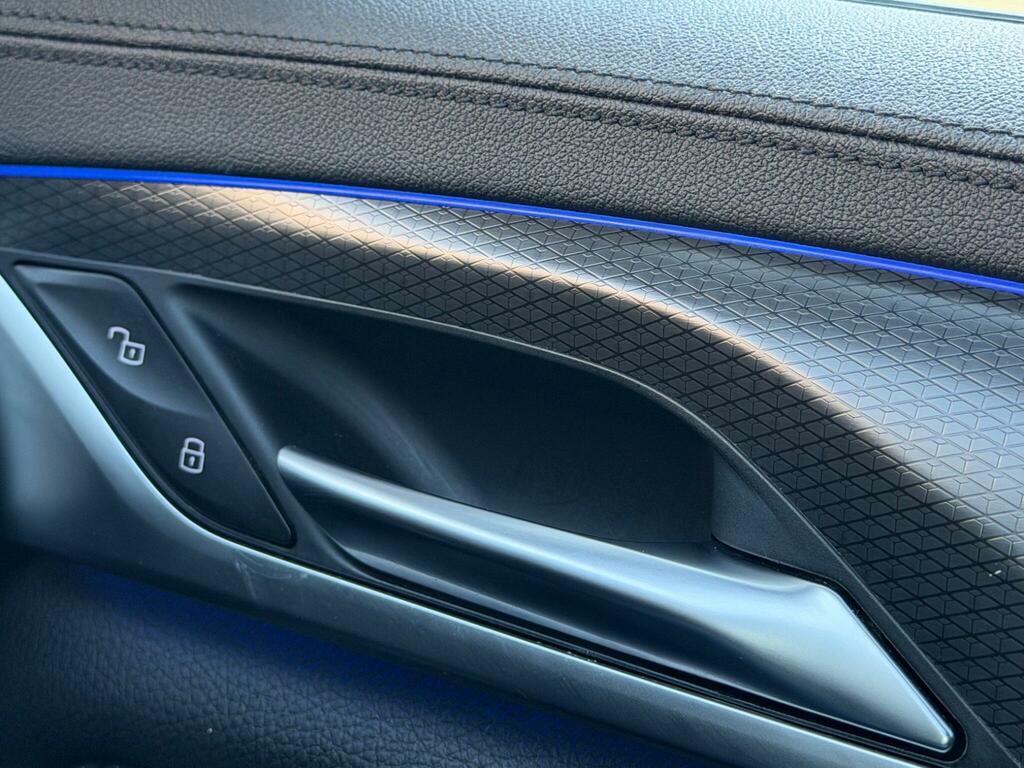 BMW 5 Series Se Blue #46