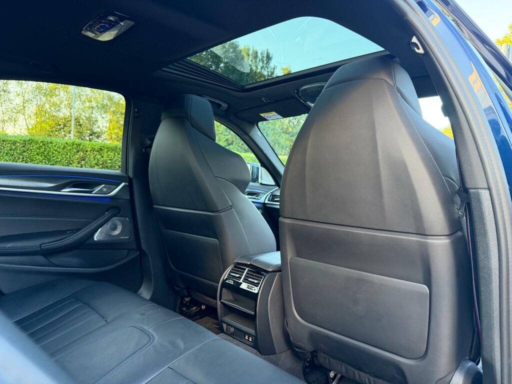 BMW 5 Series Se Blue #18