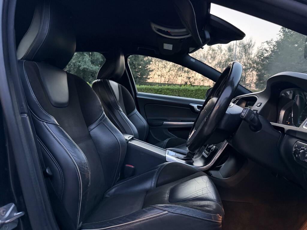 Volvo V60 2.0 D4 R-design Nav Grey #14