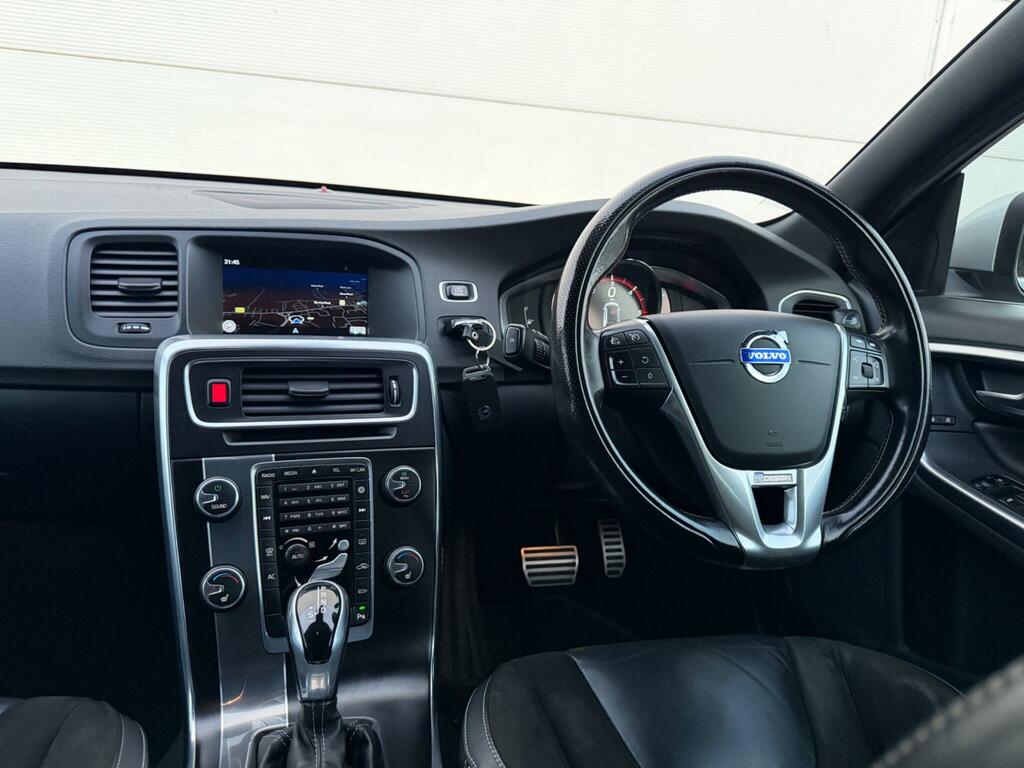 Volvo V60 2.0 D4 R-design Nav Grey #26