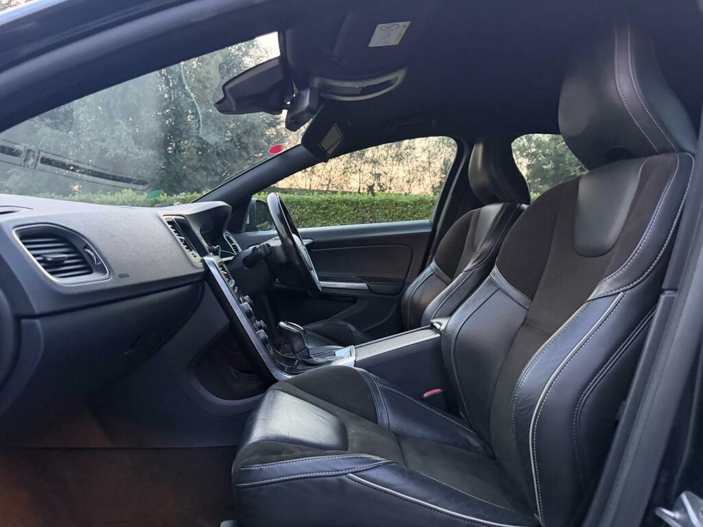 Volvo V60 2.0 D4 R-design Nav Grey #19