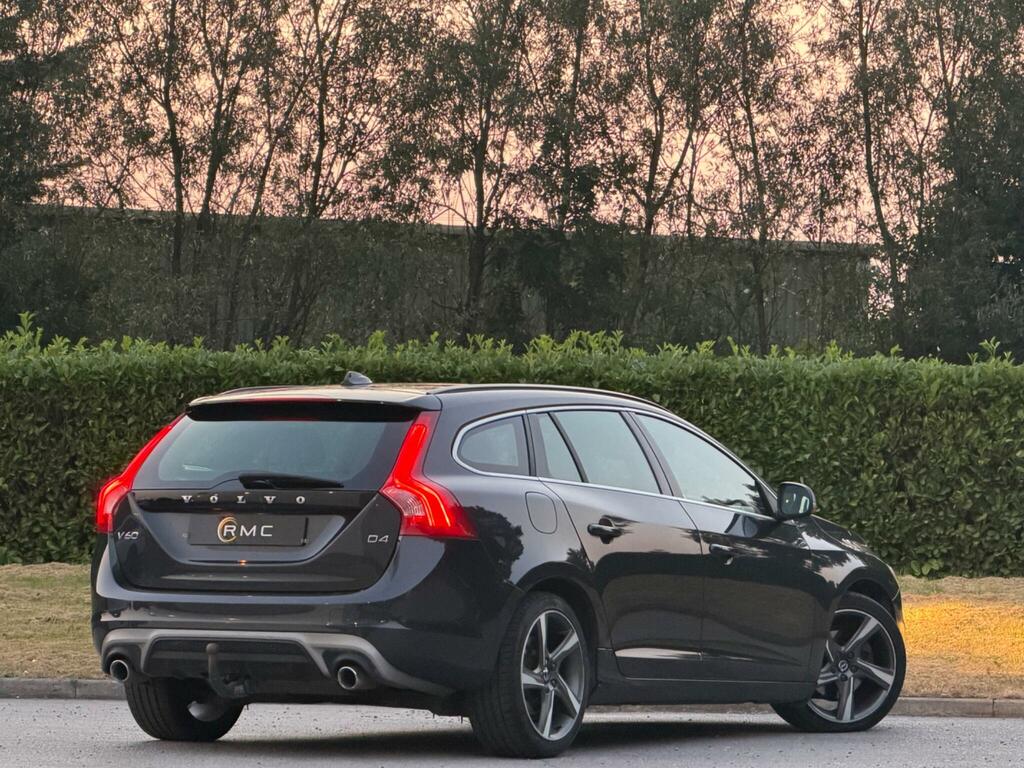 Volvo V60 R-design Nav Grey #3
