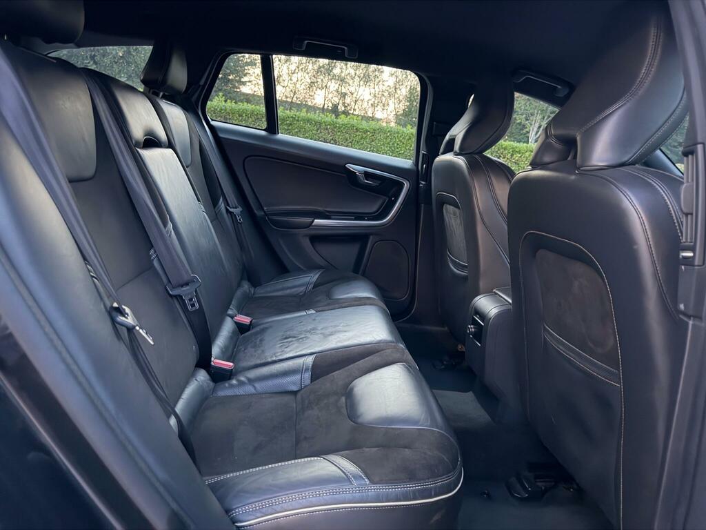 Volvo V60 2.0 D4 R-design Nav Grey #16