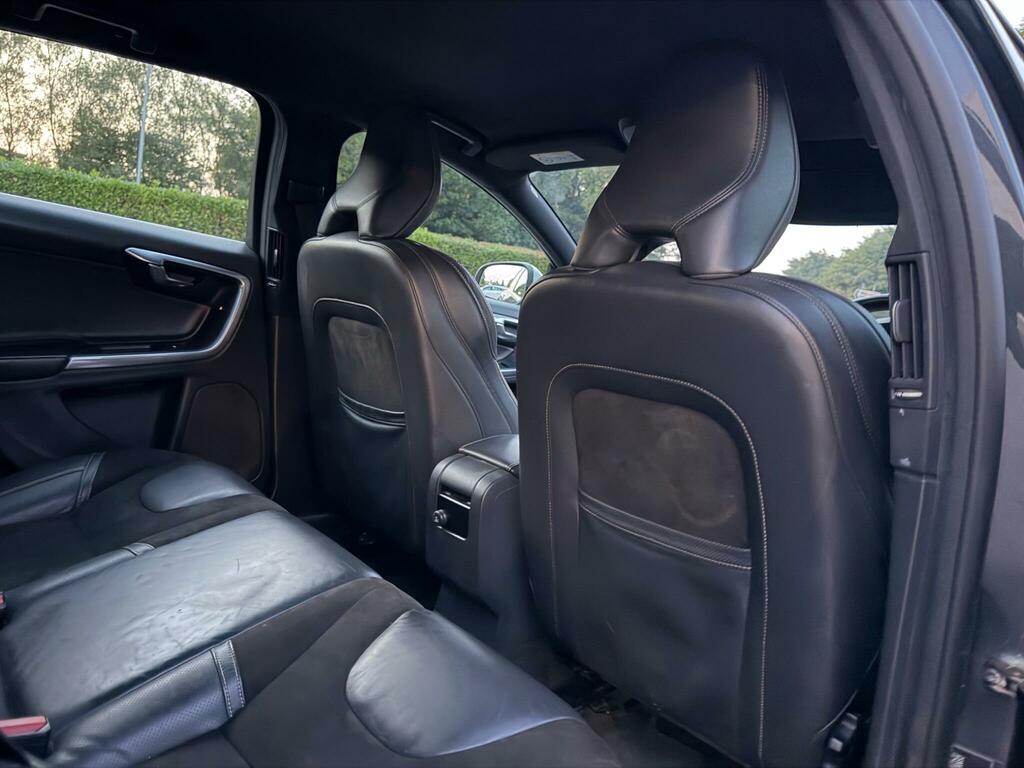 Volvo V60 2.0 D4 R-design Nav Grey #24