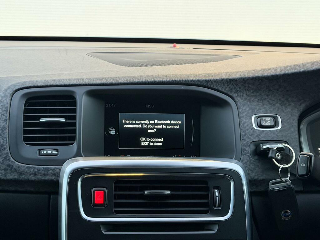 Volvo V60 2.0 D4 R-design Nav Grey #34