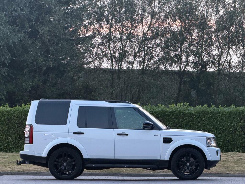 Land Rover Discovery 4 Hse White #2
