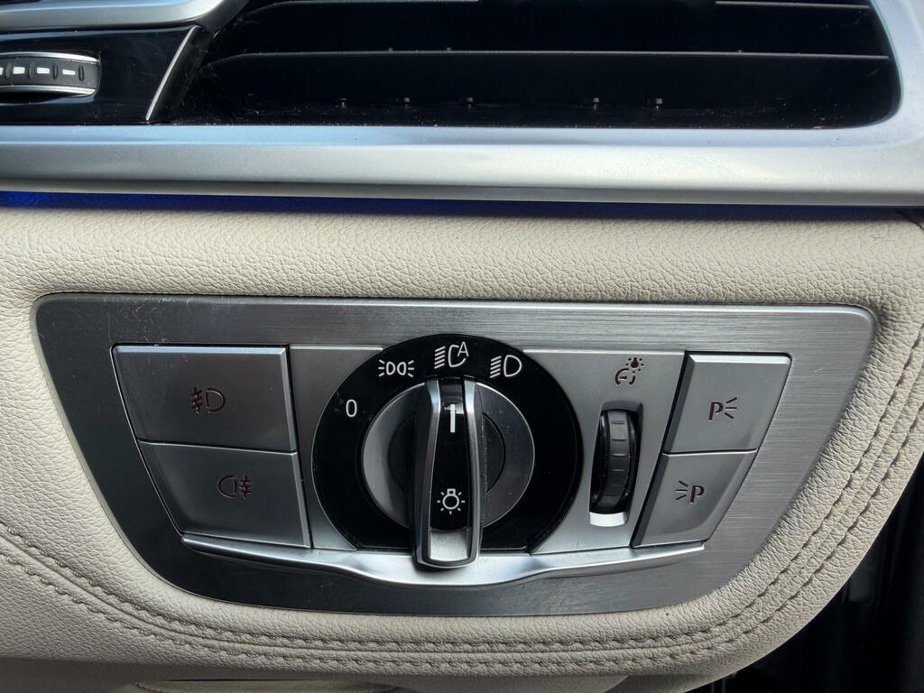 BMW 7 Series 730D M Sport Silver #13