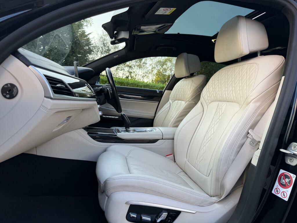BMW 7 Series 730D M Sport Silver #24