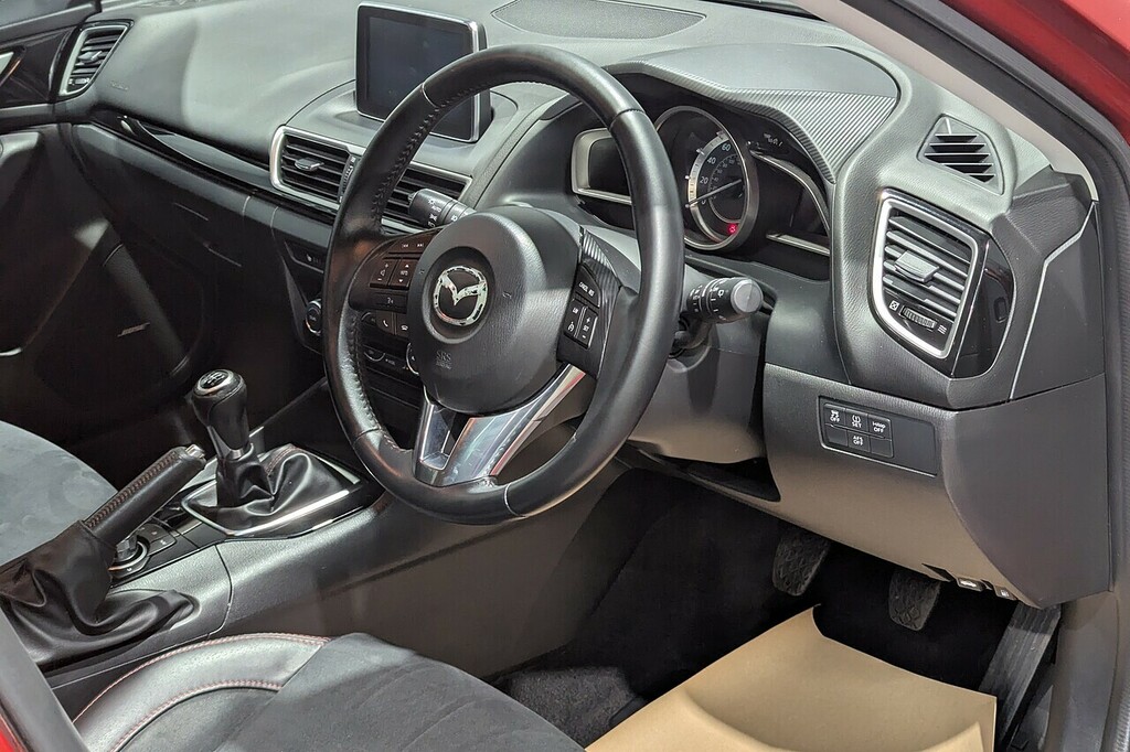 Mazda 3 2.0 Skyactiv-g Sport Black Hatchback Ma GN66YCV Red #2