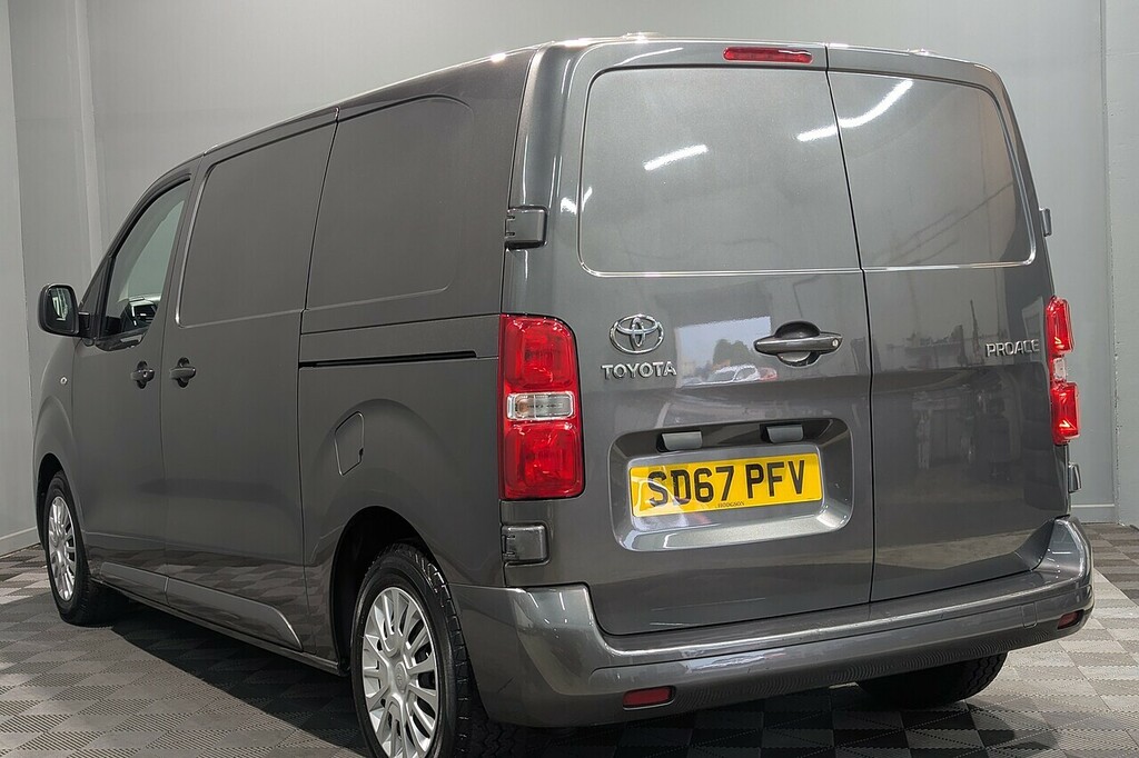 Toyota PROACE 1.6D Comfort Medium Panel Van 6Dr Mw Grey #6