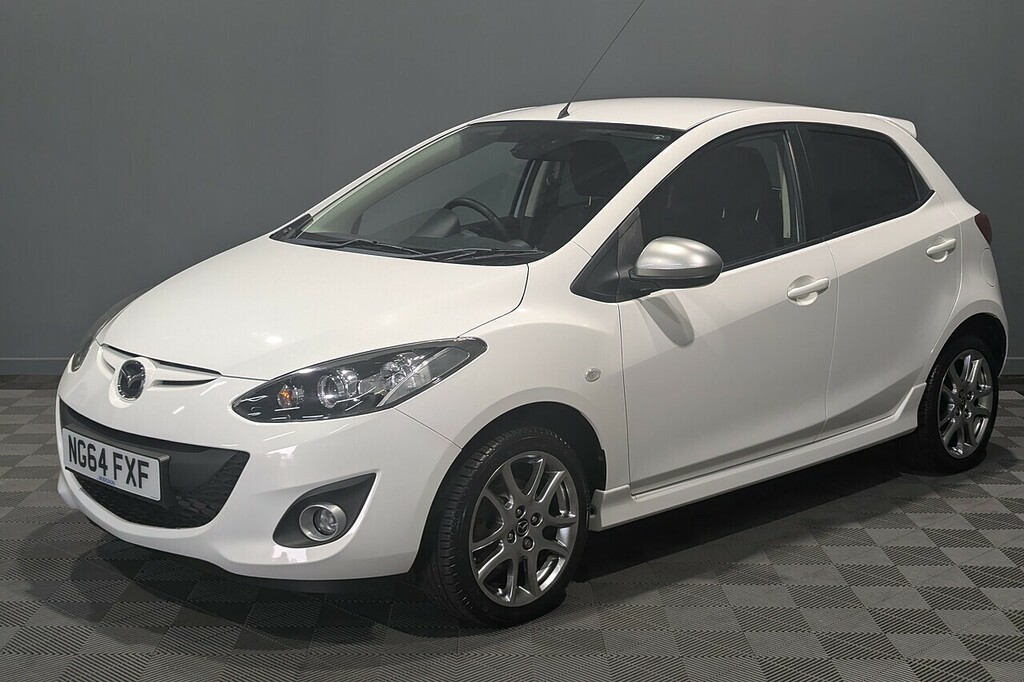 Mazda 2 1.3 Sport Venture Hatchback Euro White #4