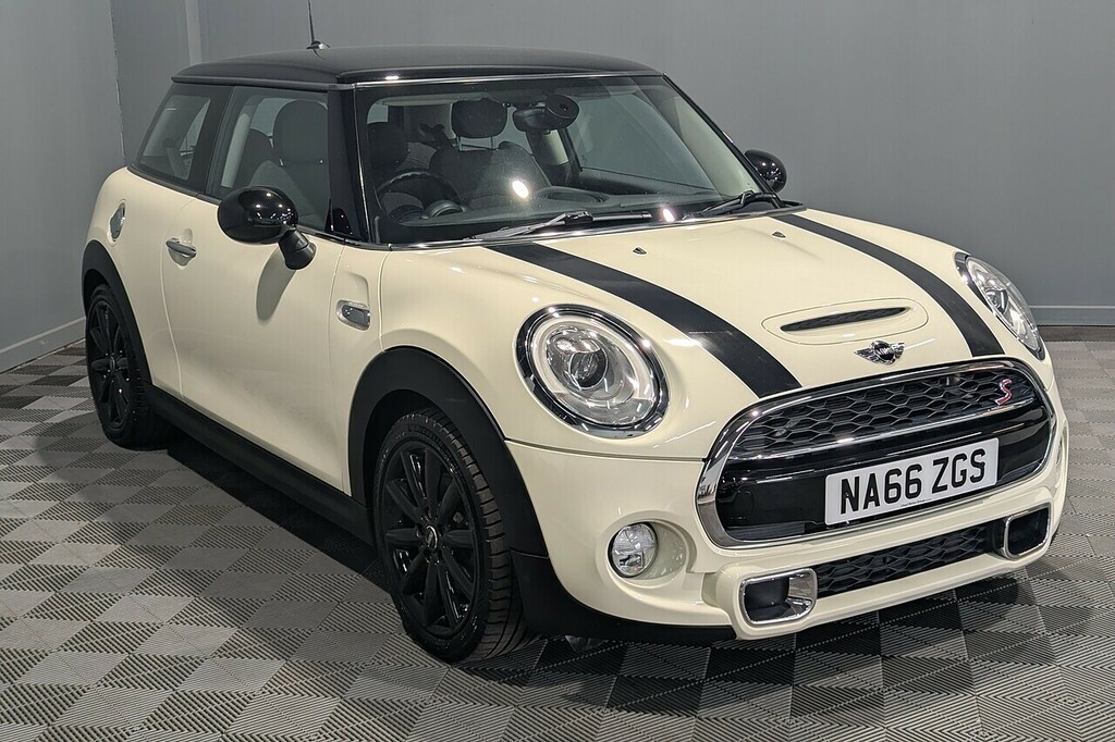 Mini Hatch 2.0 Cooper S Hatchback Euro 6 S NA66ZGS White #5
