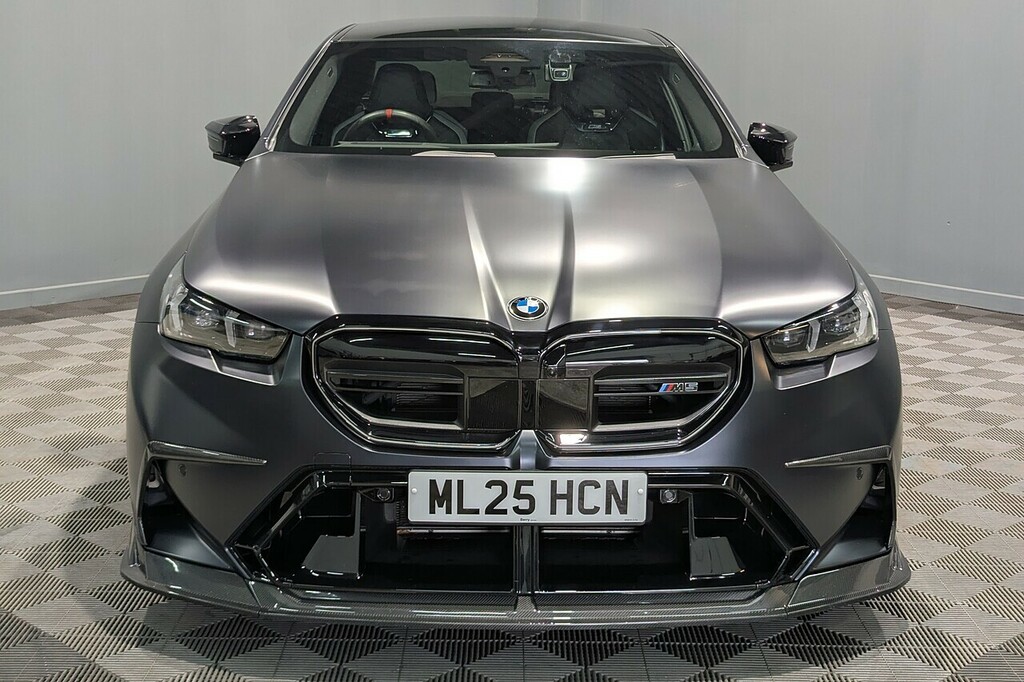 BMW M5 4.4 22.1Kwh Saloon Plug-in Hybrid Stept Black #5