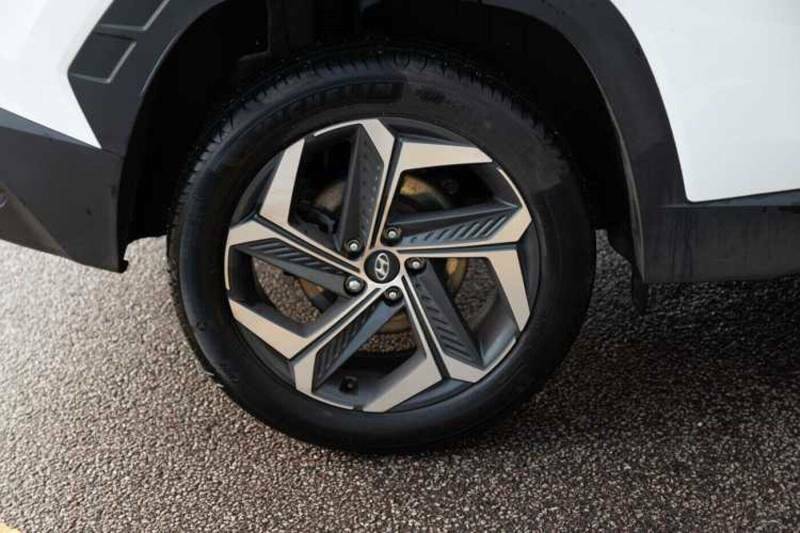 Hyundai Tucson 1.6 Tgdi Hybrid 230 Premium 2Wd - 2022 7 YT72JNX White #6