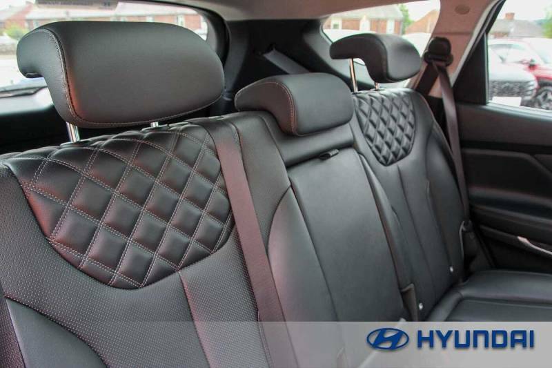 Hyundai Santa Fe Ultimate White #12