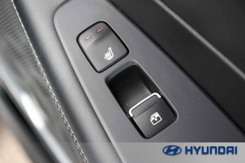 Hyundai Santa Fe Ultimate White #13