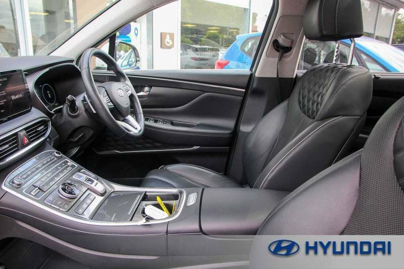 Hyundai Santa Fe 1.6 Tgdi Plug-in Hybrid Ultimate 4Wd White #2