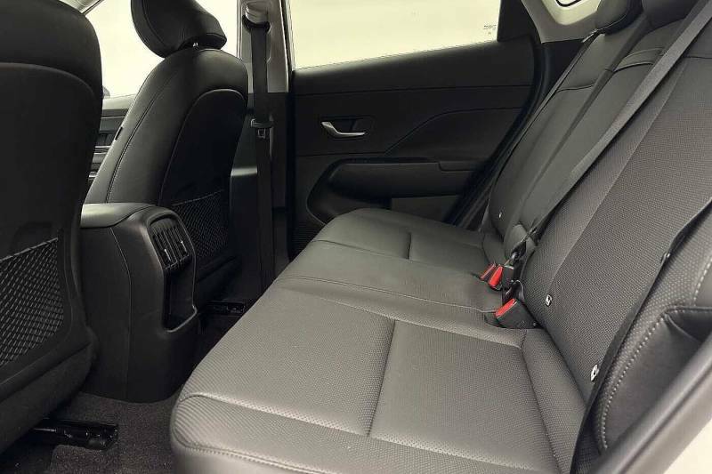 Hyundai Kona Advance Silver #7