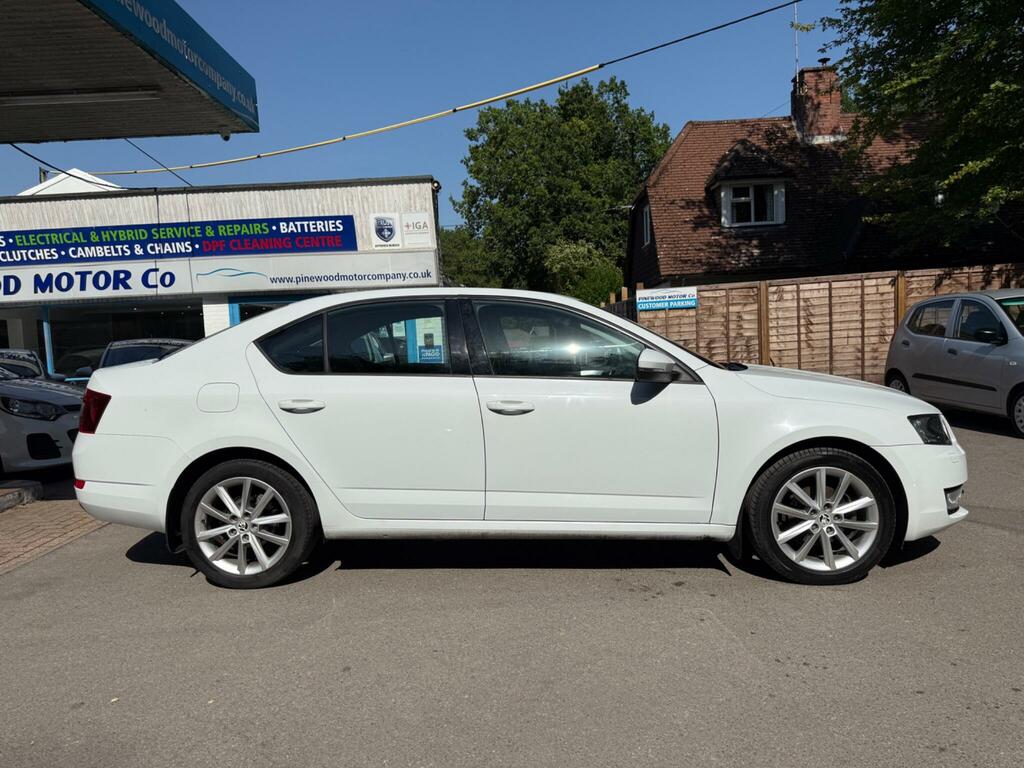 Skoda Octavia 1.6 Tdi Se L Euro 6 S S NV16EUY White #5