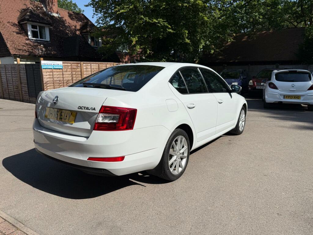 Skoda Octavia 1.6 Tdi Se L Euro 6 S S NV16EUY White #4