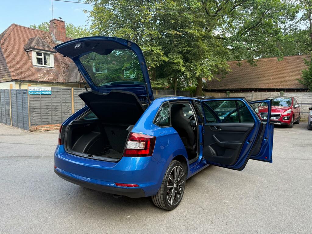Skoda Rapid Spaceback 1.2 Tsi 110 Se Sport Black #16
