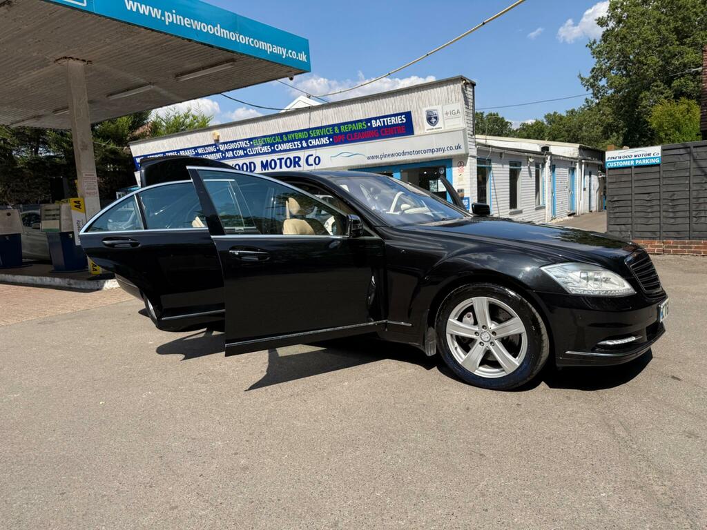 Mercedes-Benz S Class Saloon Silver #9
