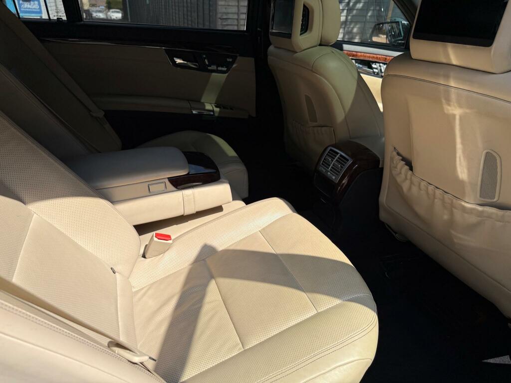 Mercedes-Benz S Class Saloon Silver #31
