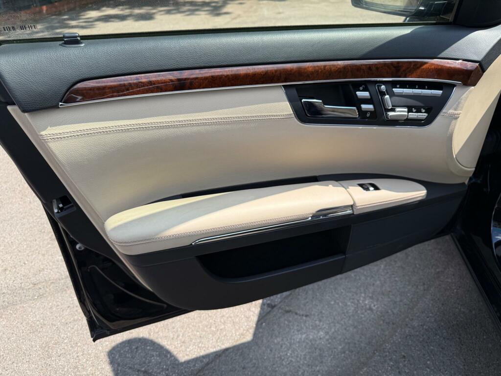 Mercedes-Benz S Class Saloon Silver #41