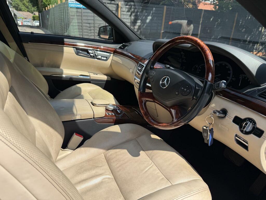 Mercedes-Benz S Class Saloon Silver #38