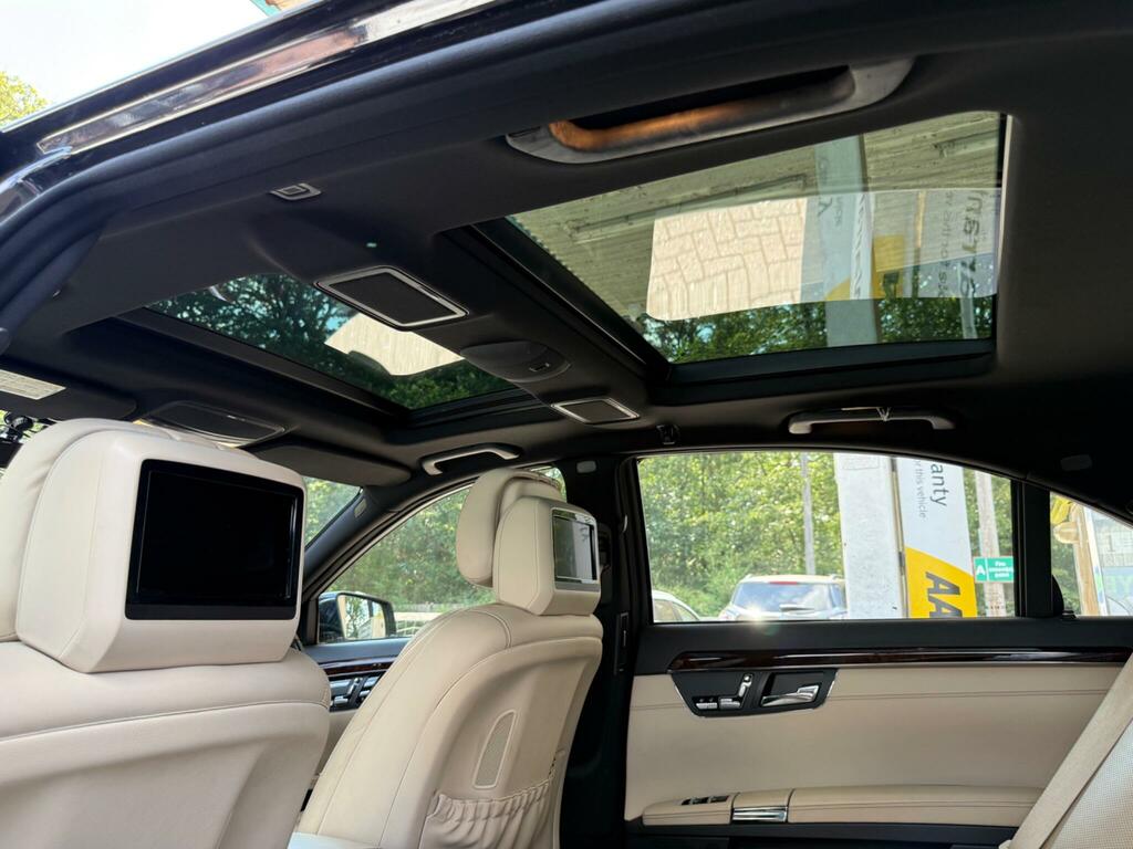 Mercedes-Benz S Class Saloon Silver #35