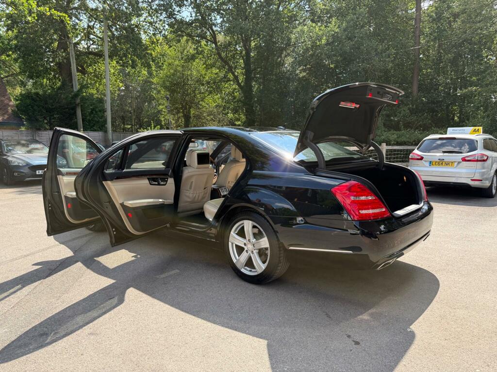 Mercedes-Benz S Class Saloon Silver #13