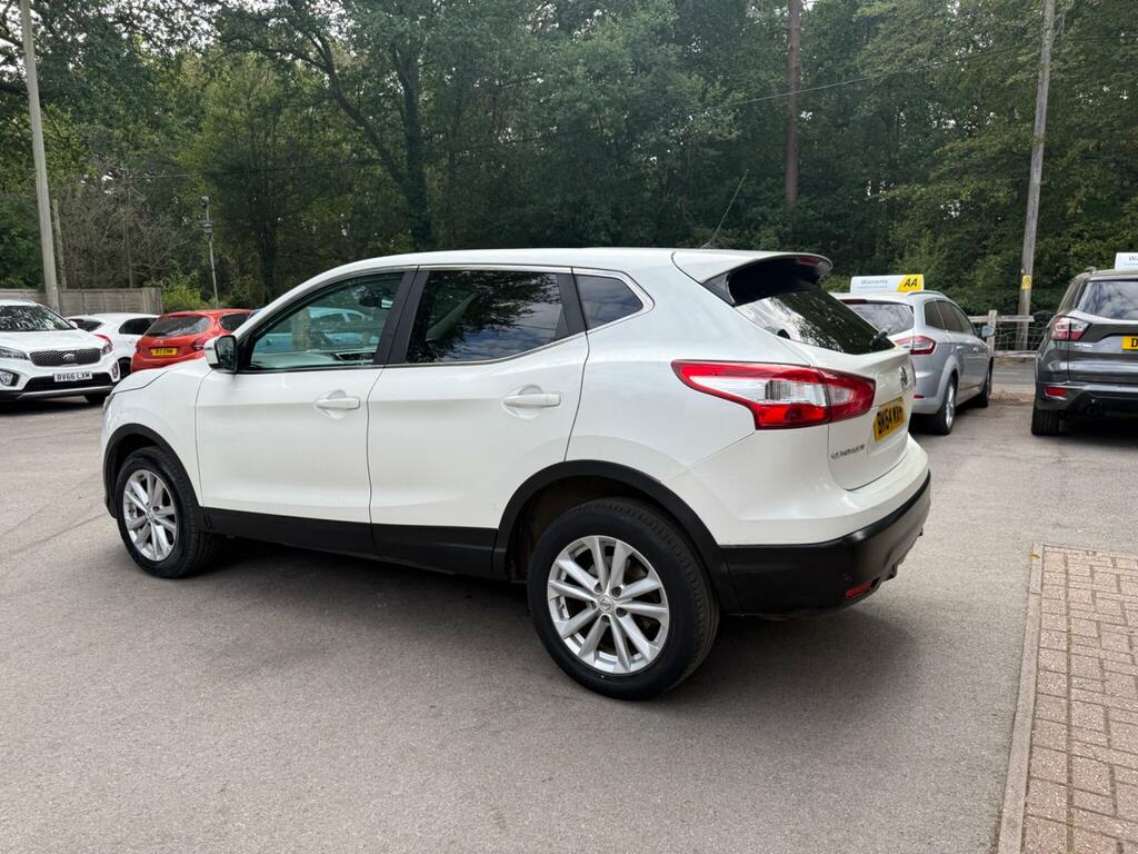Nissan Qashqai 1.5 Dci Acenta Premium 2Wd Euro 5 S S BK64MXH White #2