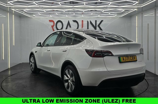 Tesla Model Y Dual Motor Long Range Suv 4Wde AJ71CBV White #2