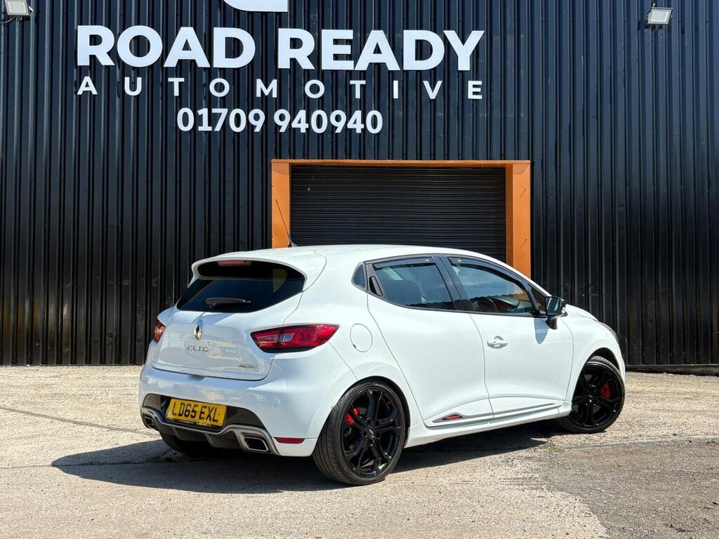 Renault Clio Red #4