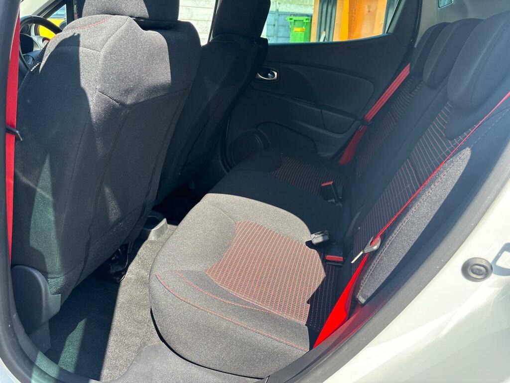 Renault Clio Red #18