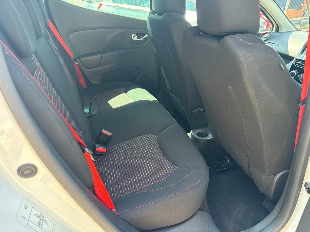 Renault Clio Red #15